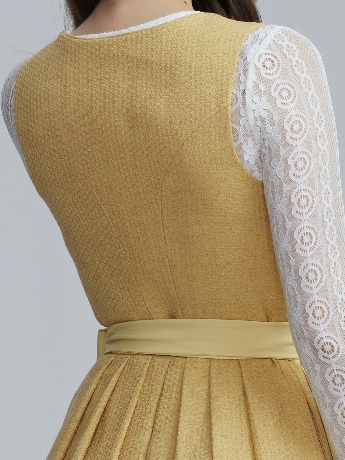 Dirndl Bluse Spitze Langarm in Gelb