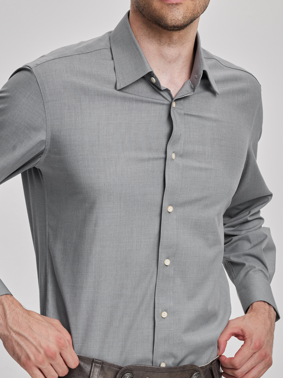 Modernes Langarm Dirndl in Grau