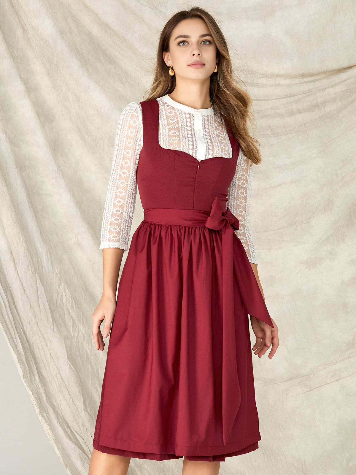 Dirndl in Rot – Tradition trifft auf Farbe