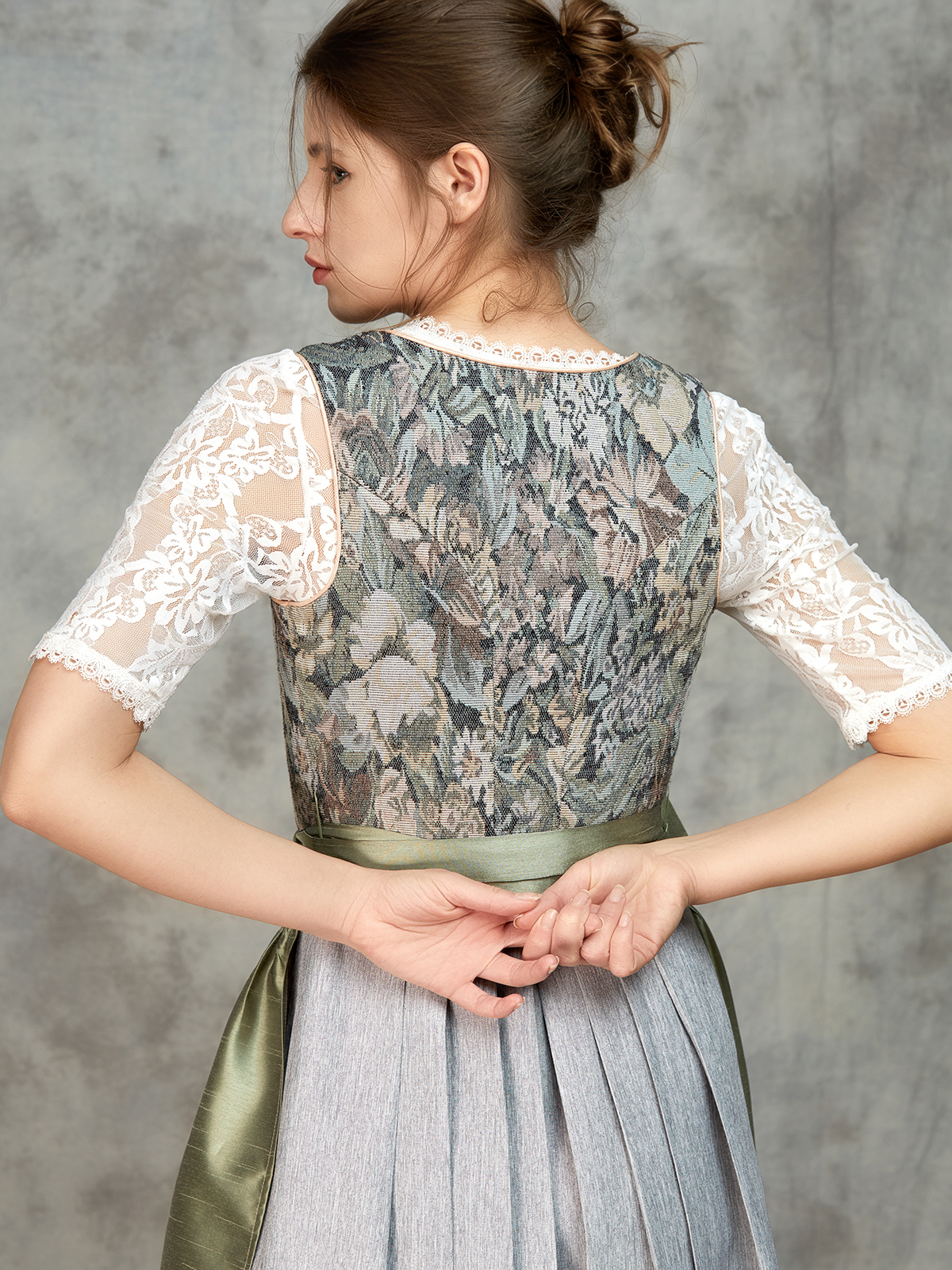 Dirndl Grün in eleganter Ausführung