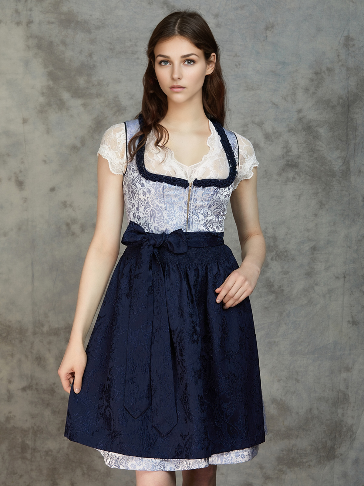 Dirndl mit Knöpfen in Blau